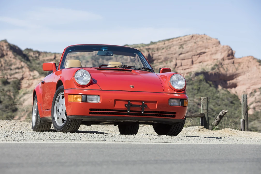 1991 Porsche 964 Carrera 4 - Image 9 of 31