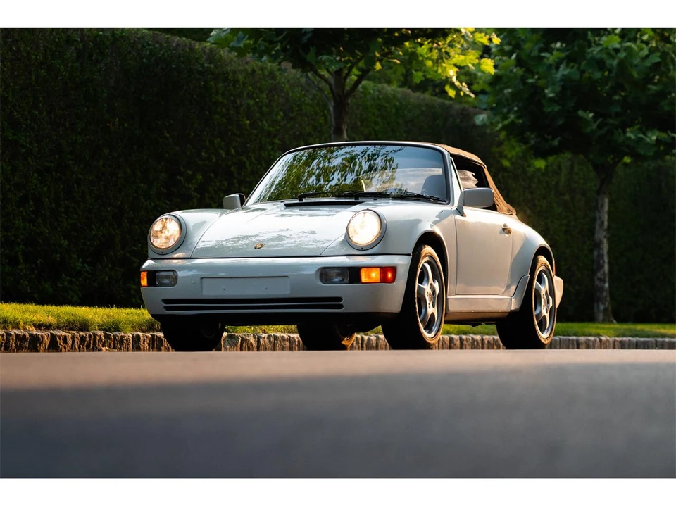 1991 Porsche 964 Carrera 4 - Image 2 of 31