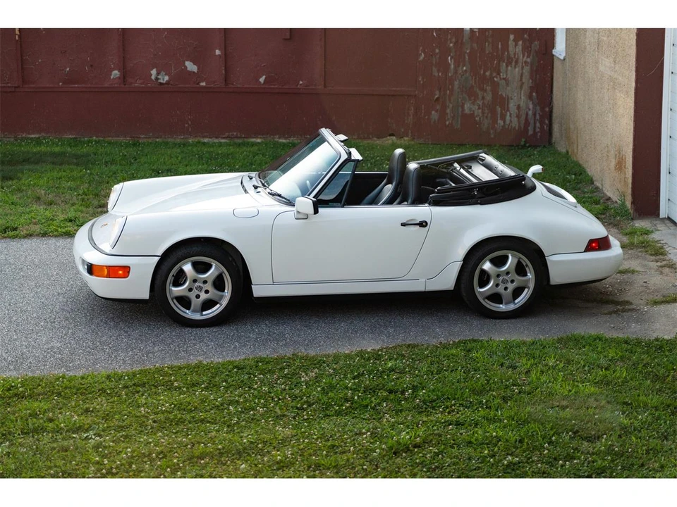 1991 Porsche 964 Carrera 4 - Image 28 of 31