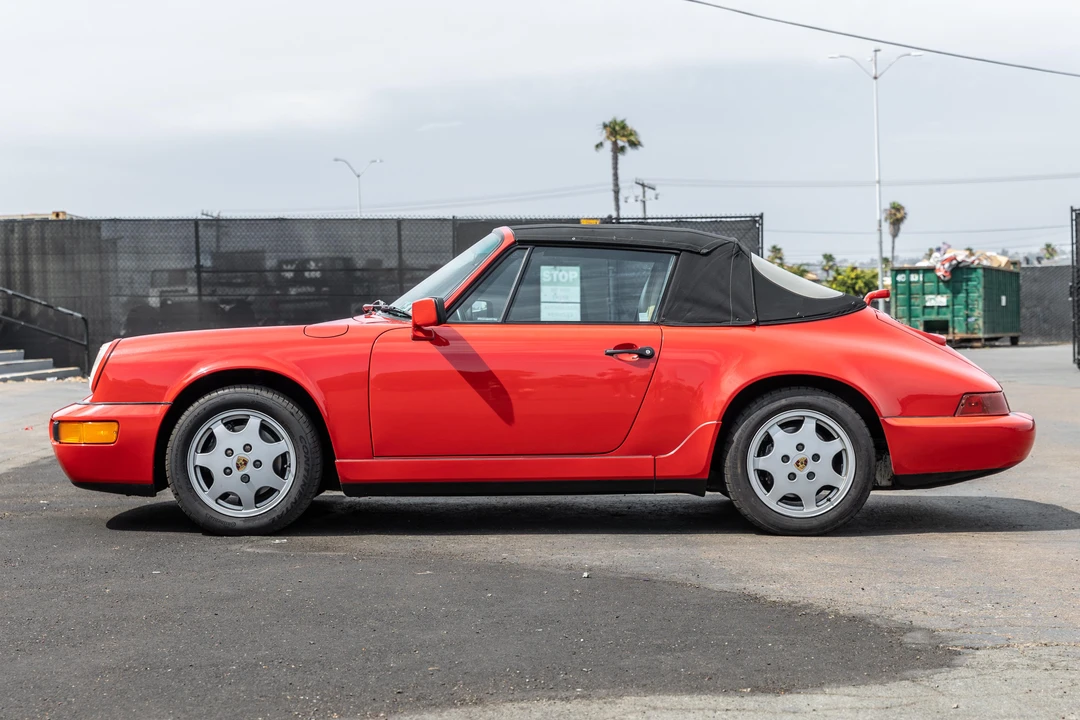 1991 Porsche 964 Carrera 4 - Image 9 of 31