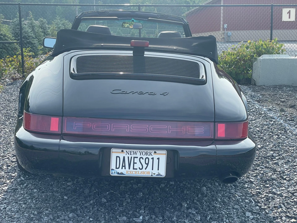 1991 Porsche 964 Carrera 4 - Image 10 of 31