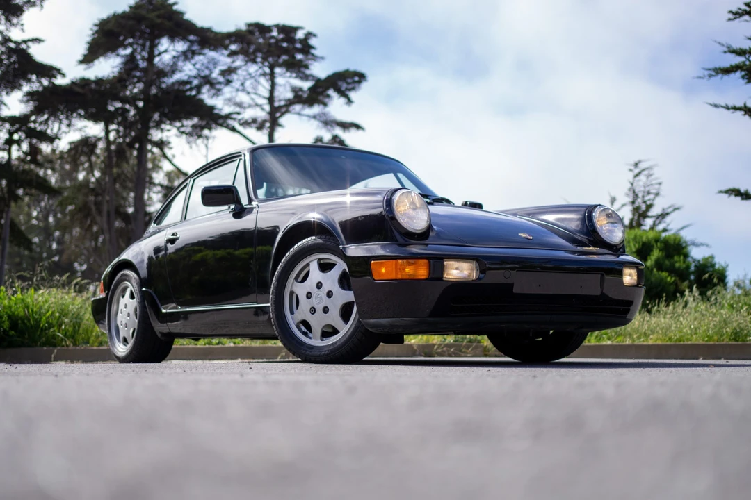 1991 Porsche 964 Carrera 4 - Image 16 of 31