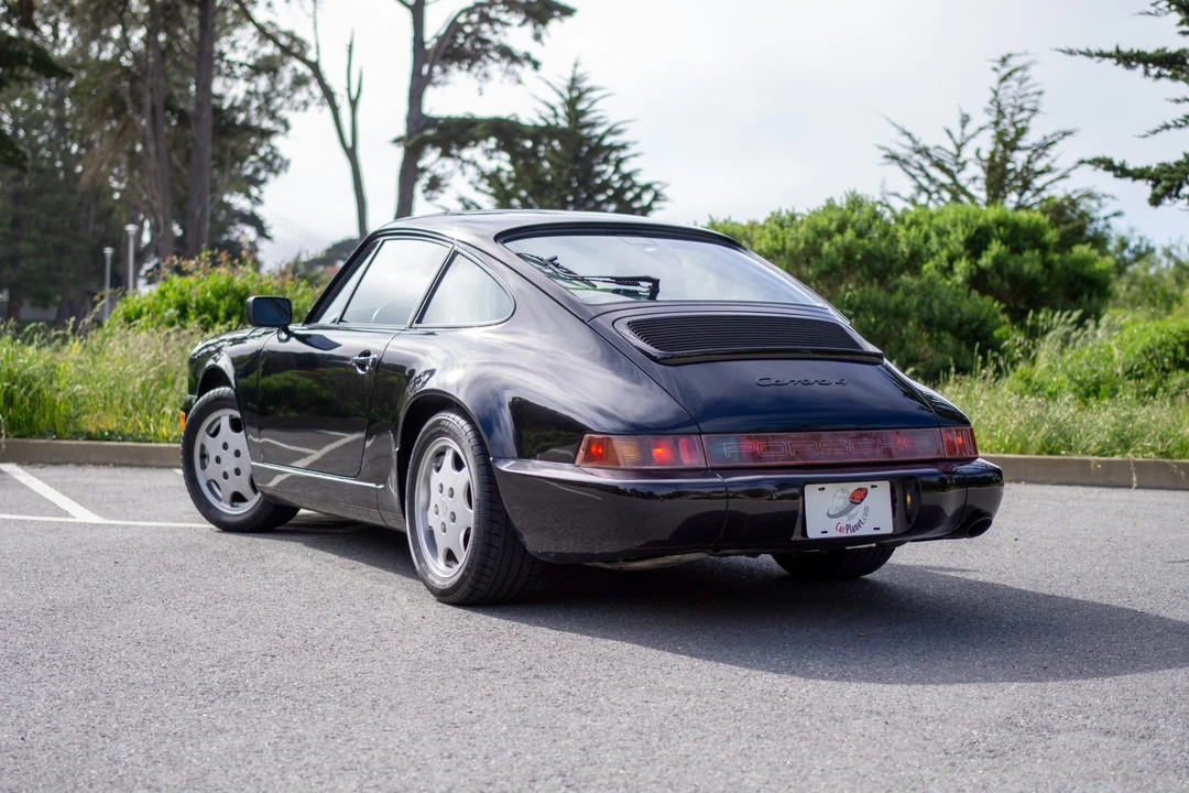 1991 Porsche 964 Carrera 4 - Image 7 of 31