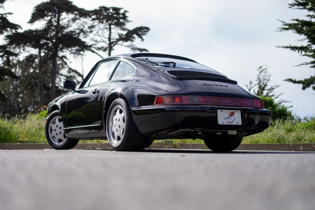 1991 Porsche 964 Carrera 4 - Image 6 of 31