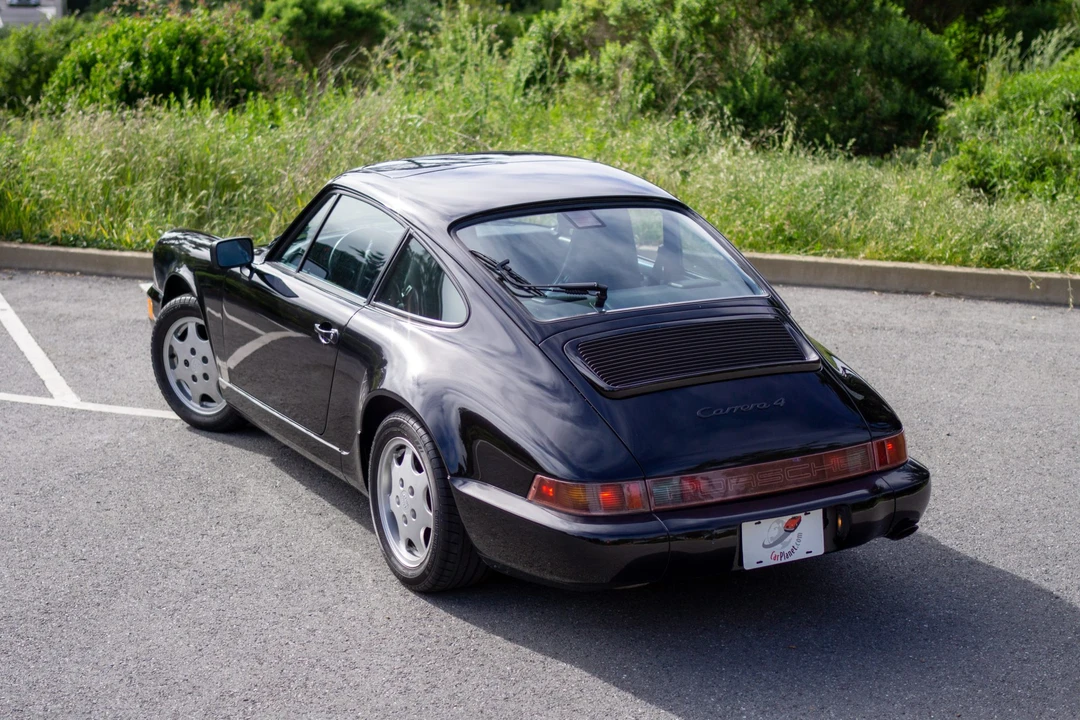 1991 Porsche 964 Carrera 4 - Image 8 of 31