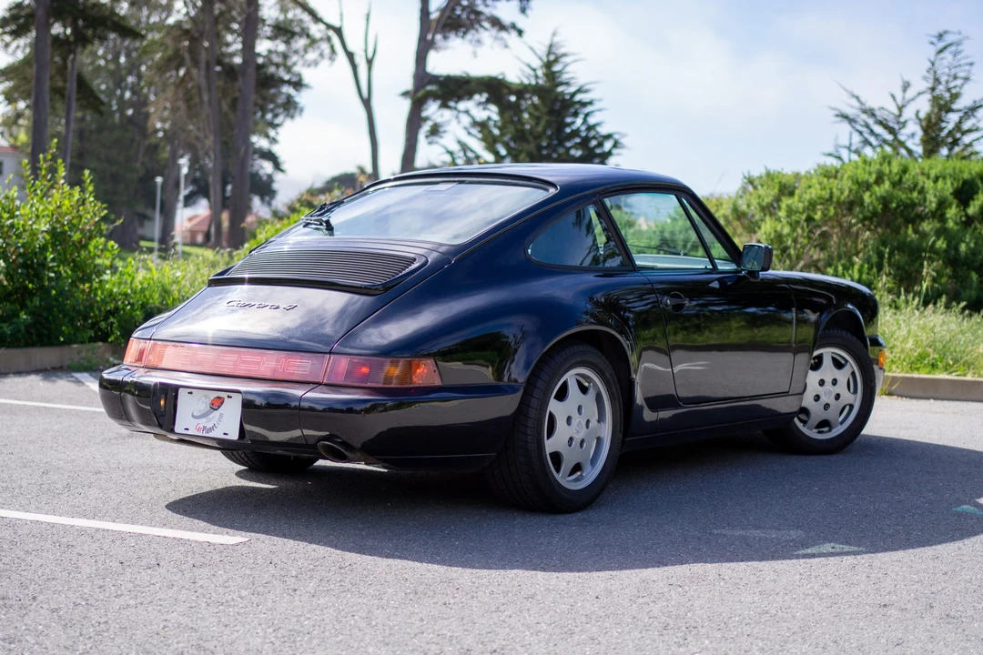 1991 Porsche 964 Carrera 4 - Image 11 of 31