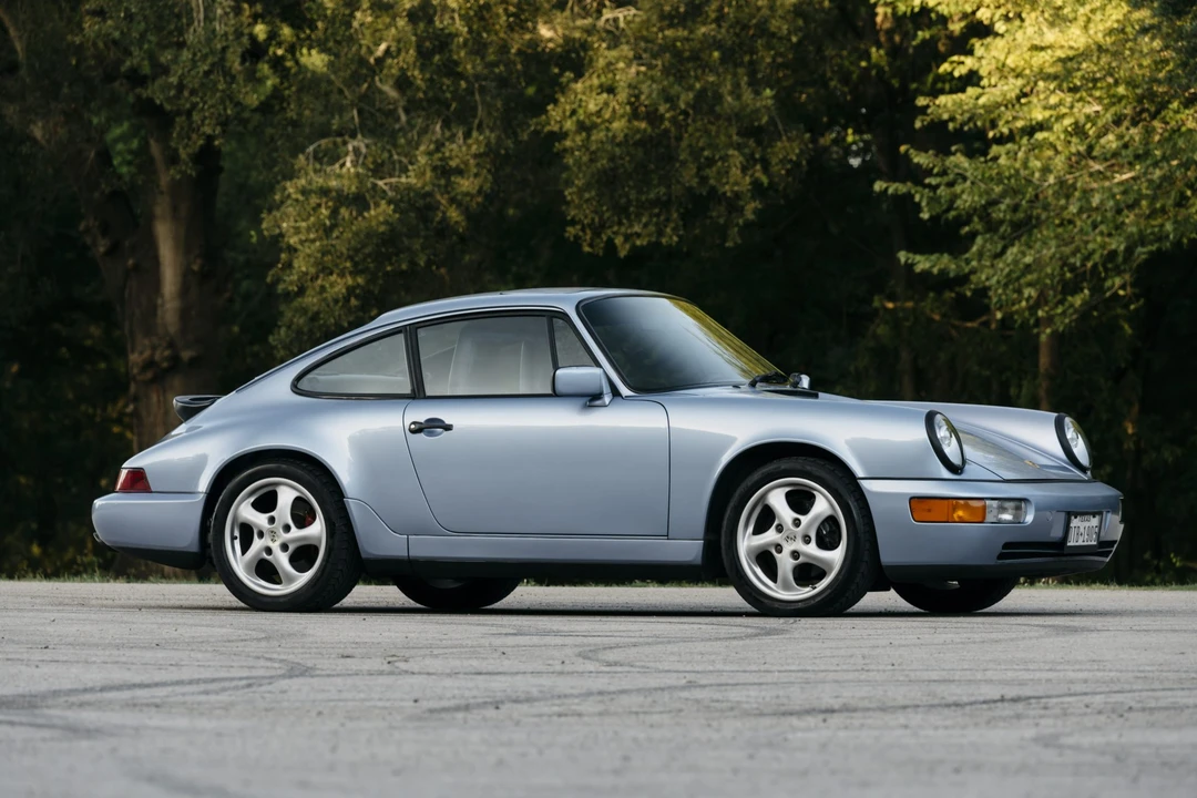 1991 Porsche 964 Carrera 4 - Image 14 of 31