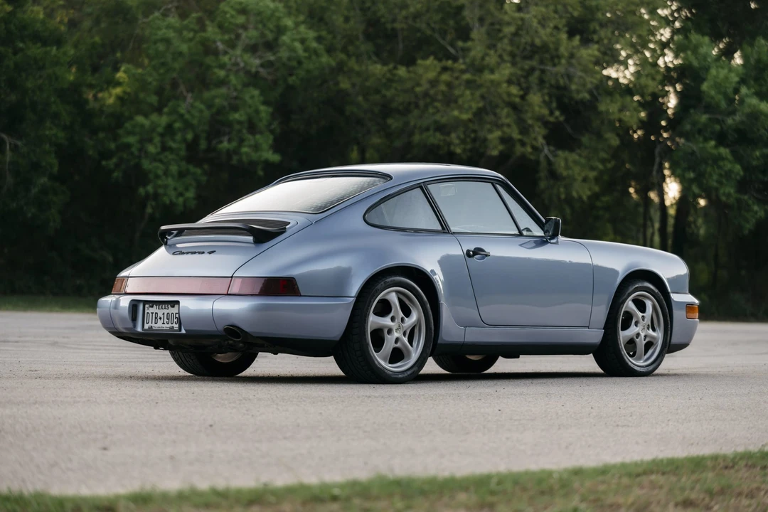 1991 Porsche 964 Carrera 4 - Image 10 of 31