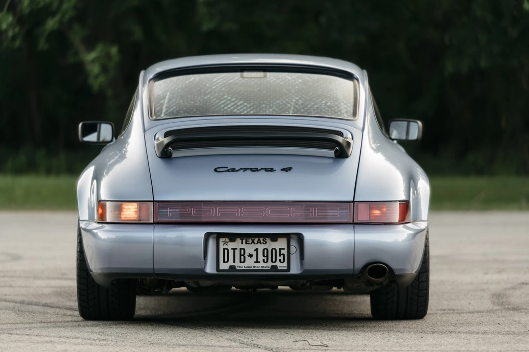 1991 Porsche 964 Carrera 4 - Image 8 of 31