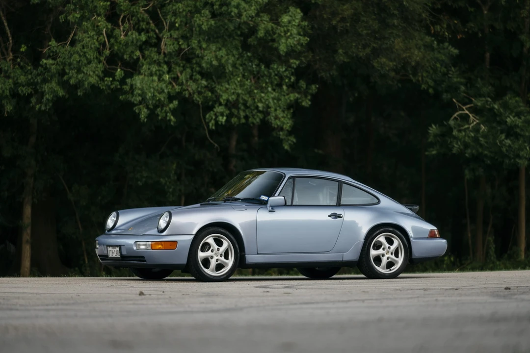 1991 Porsche 964 Carrera 4 - Image 4 of 31