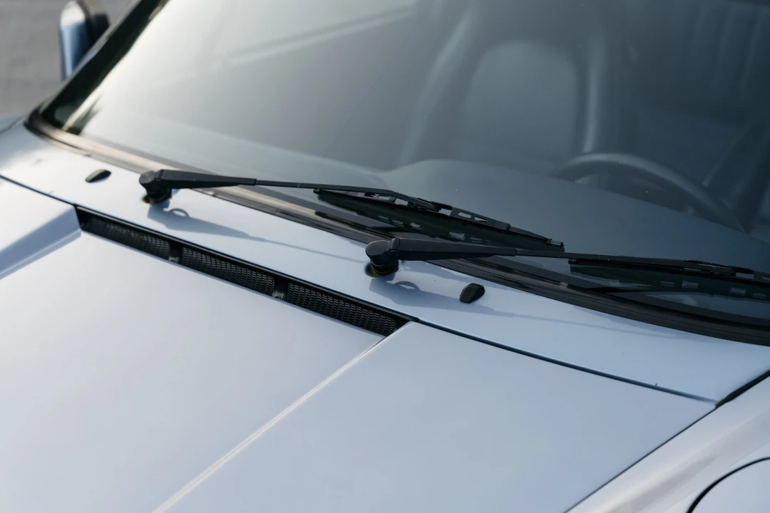 1991 Porsche 964 Carrera 4 - Image 30 of 31