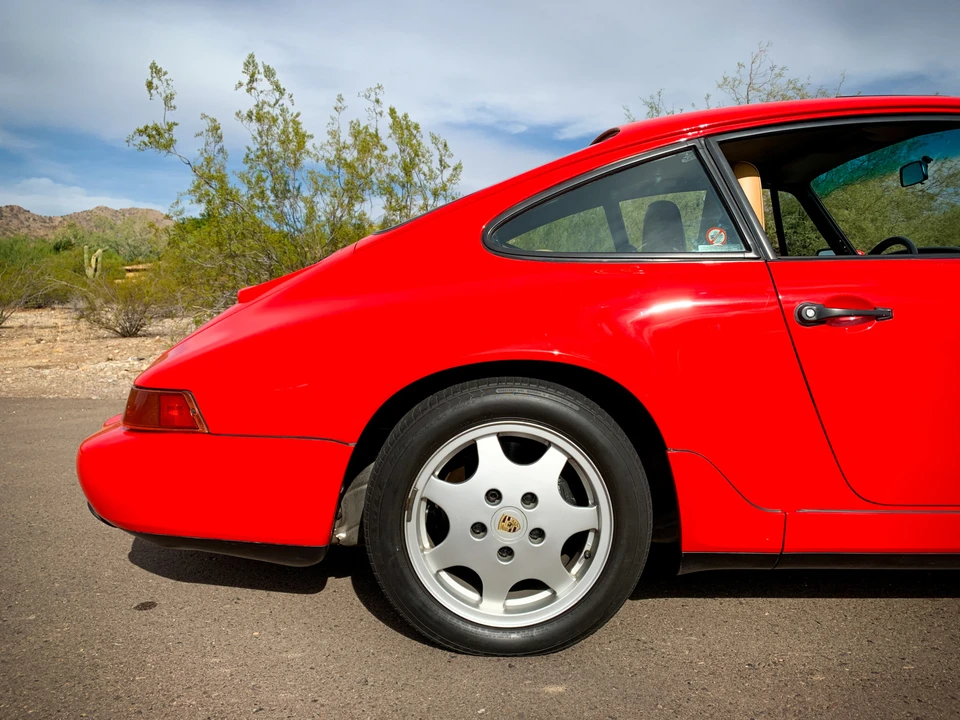 1991 Porsche 964 Carrera 4 - Image 27 of 31
