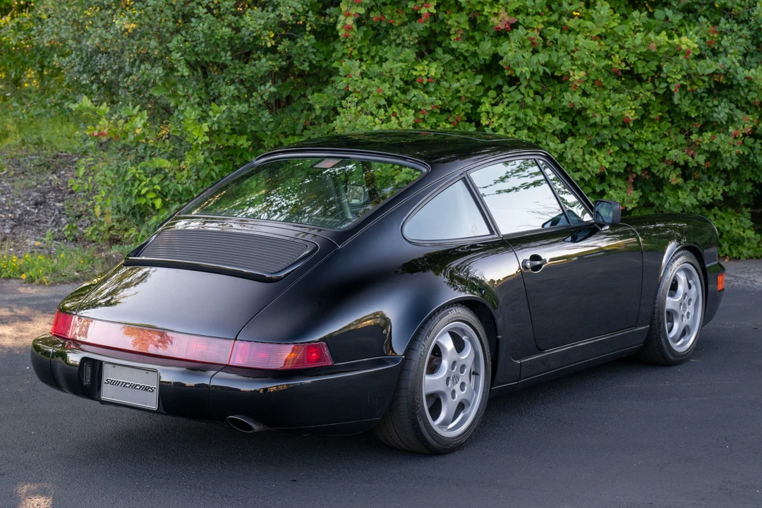 1991 Porsche 964 Carrera 4 - Image 9 of 31