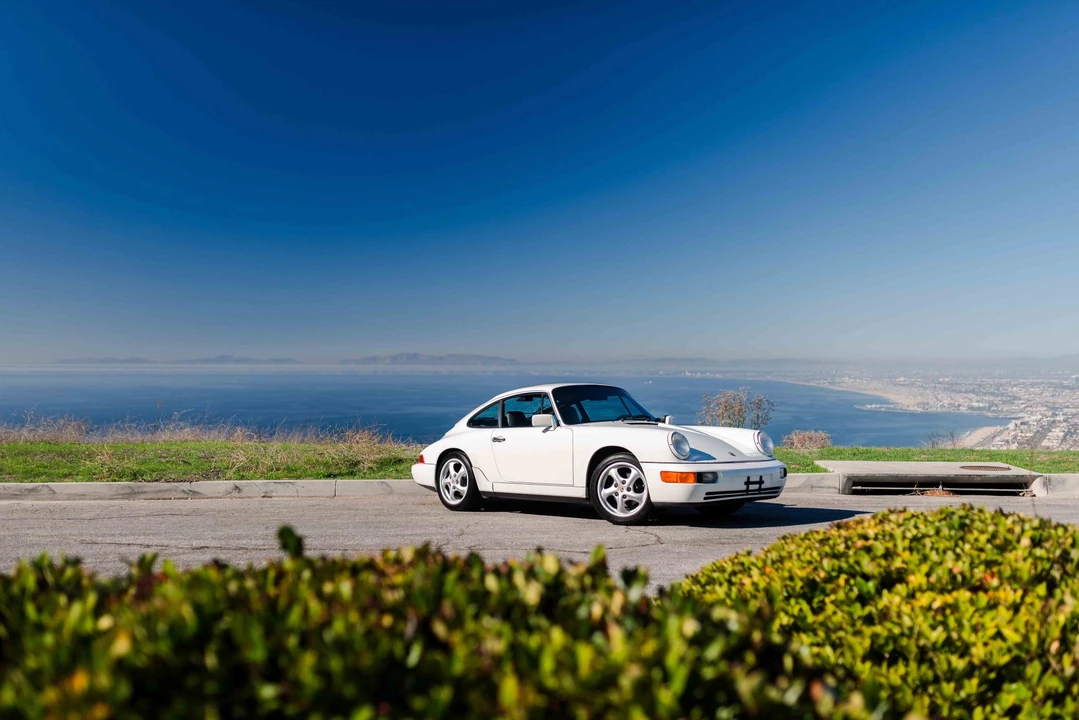 1991 Porsche 964 Carrera 4 - Image 2 of 31