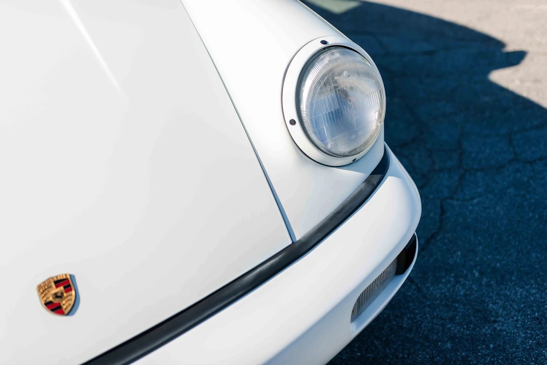 1991 Porsche 964 Carrera 4 - Image 28 of 31