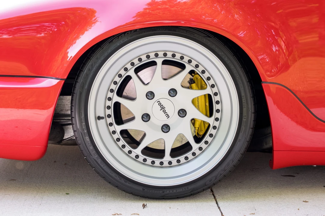 1991 Porsche 964 Carrera 4 - Image 29 of 31
