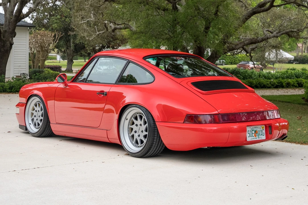 1991 Porsche 964 Carrera 4 - Image 6 of 31