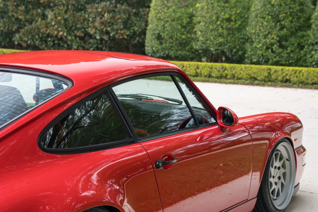 1991 Porsche 964 Carrera 4 - Image 12 of 31