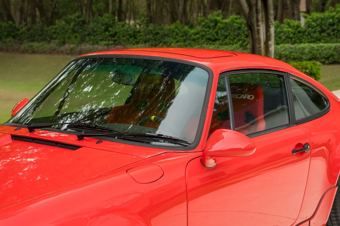 1991 Porsche 964 Carrera 4 - Image 16 of 31