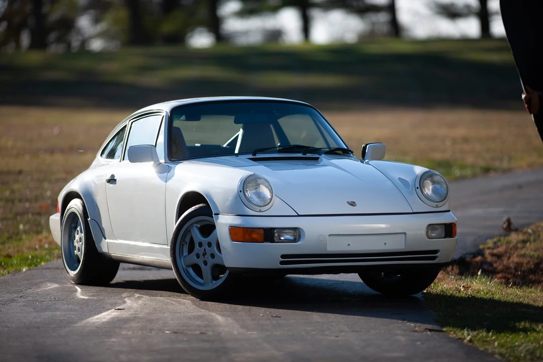 1991 Porsche 964 Carrera 4 - Image 25 of 31