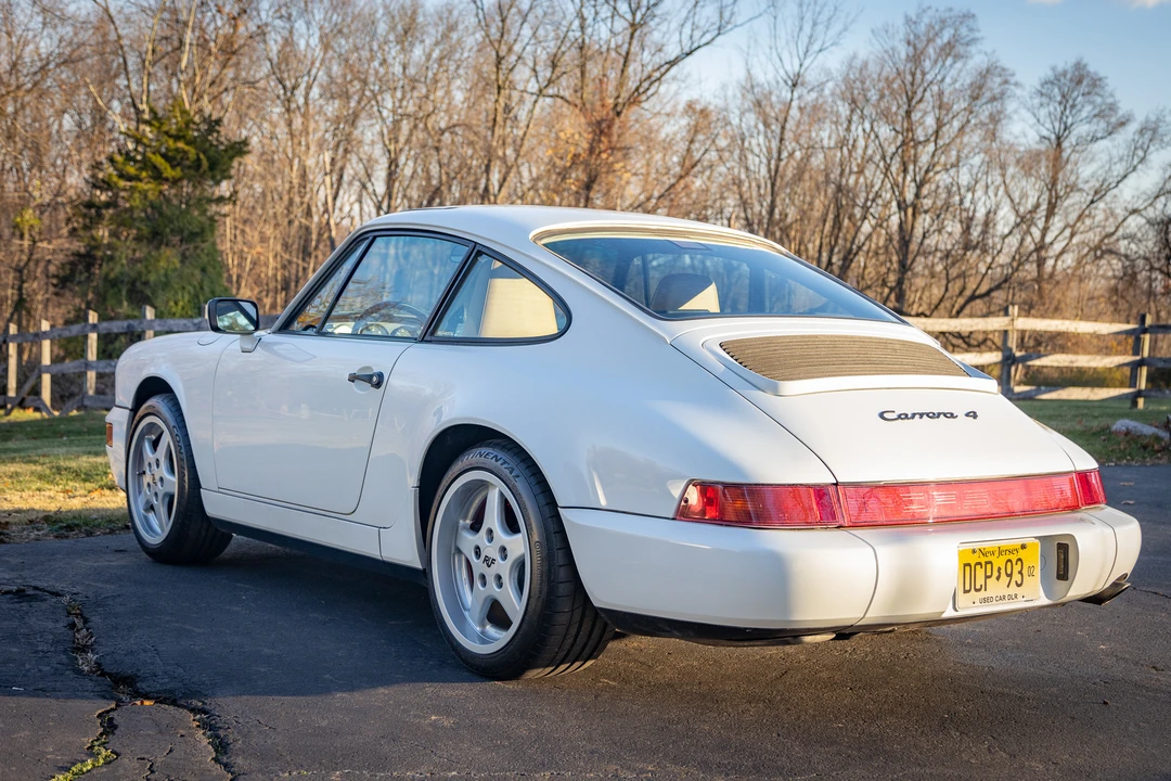 1991 Porsche 964 Carrera 4 - Image 15 of 31