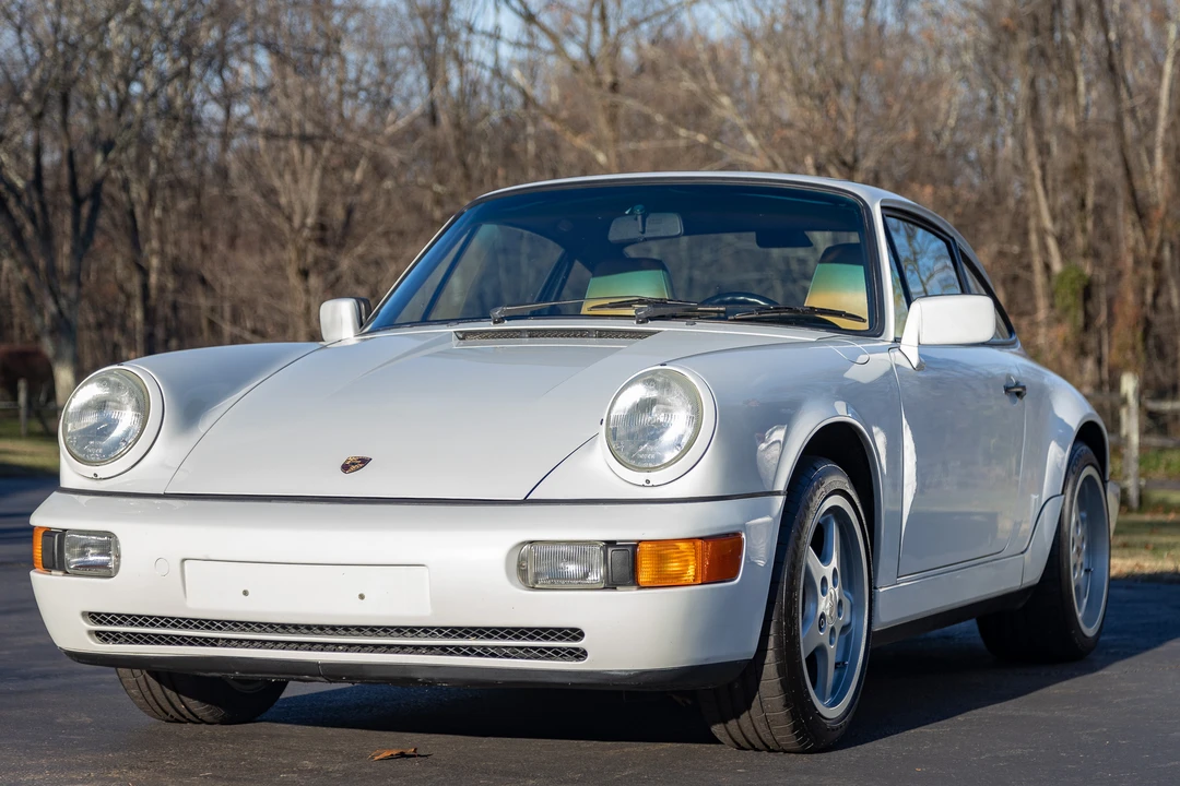 1991 Porsche 964 Carrera 4 - Image 12 of 31