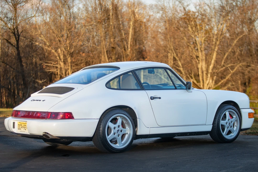 1991 Porsche 964 Carrera 4 - Image 18 of 31