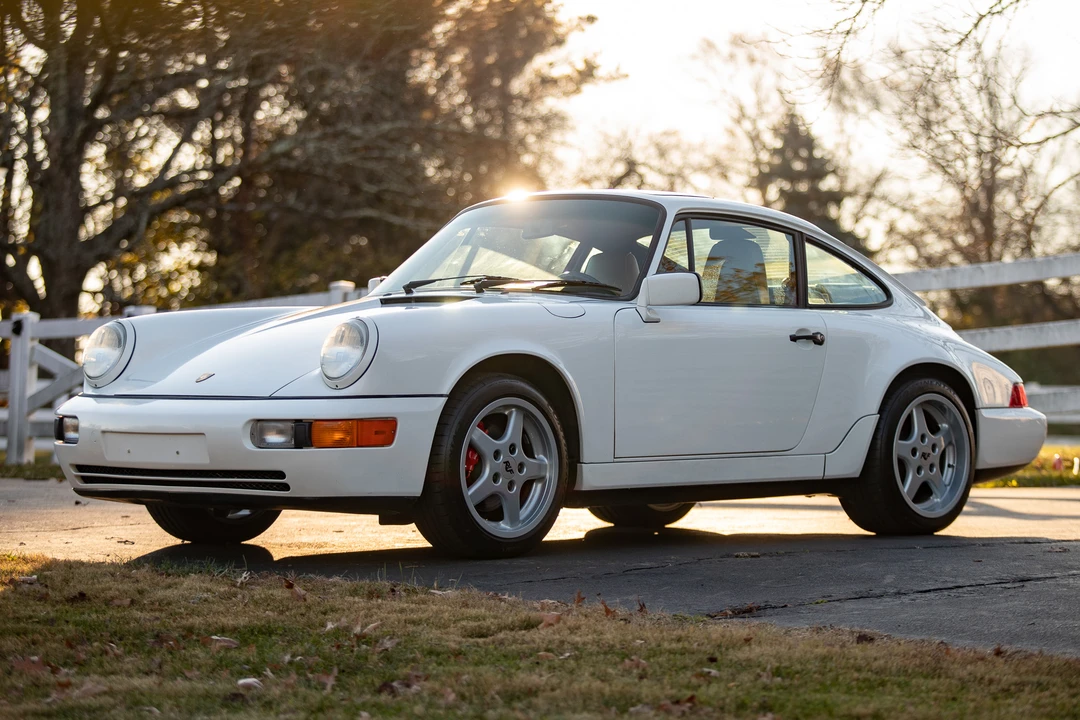 1991 Porsche 964 Carrera 4 - Image 14 of 31