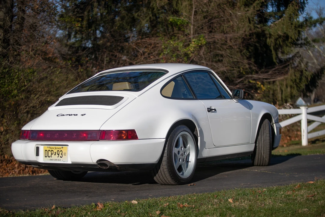 1991 Porsche 964 Carrera 4 - Image 17 of 31