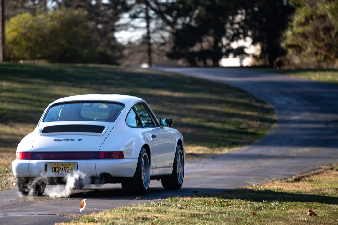 1991 Porsche 964 Carrera 4 - Image 5 of 31
