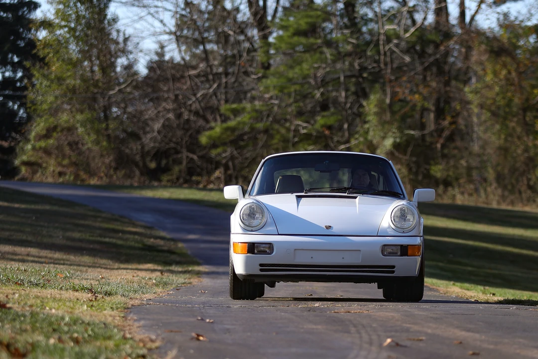 1991 Porsche 964 Carrera 4 - Image 10 of 31