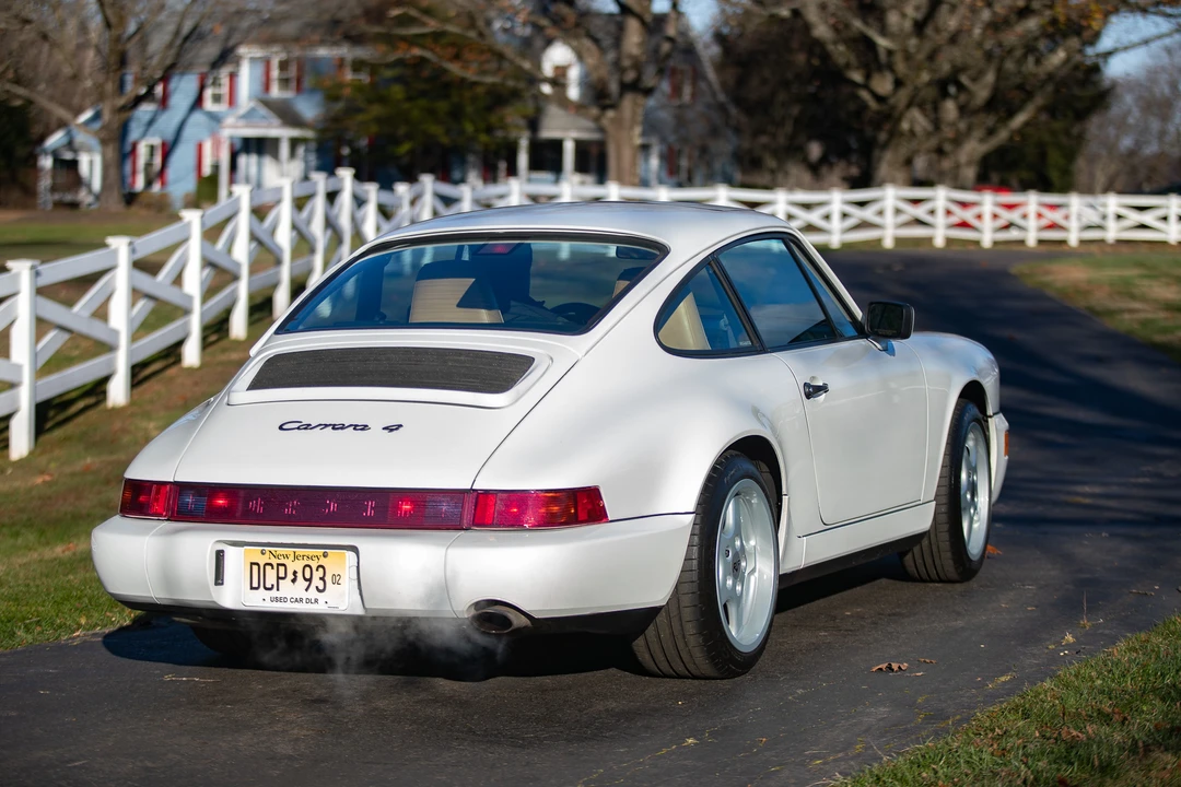 1991 Porsche 964 Carrera 4 - Image 16 of 31