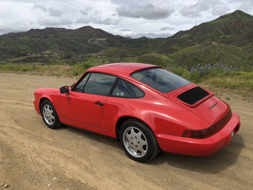 1991 Porsche 964 Carrera 4 - Image 10 of 31