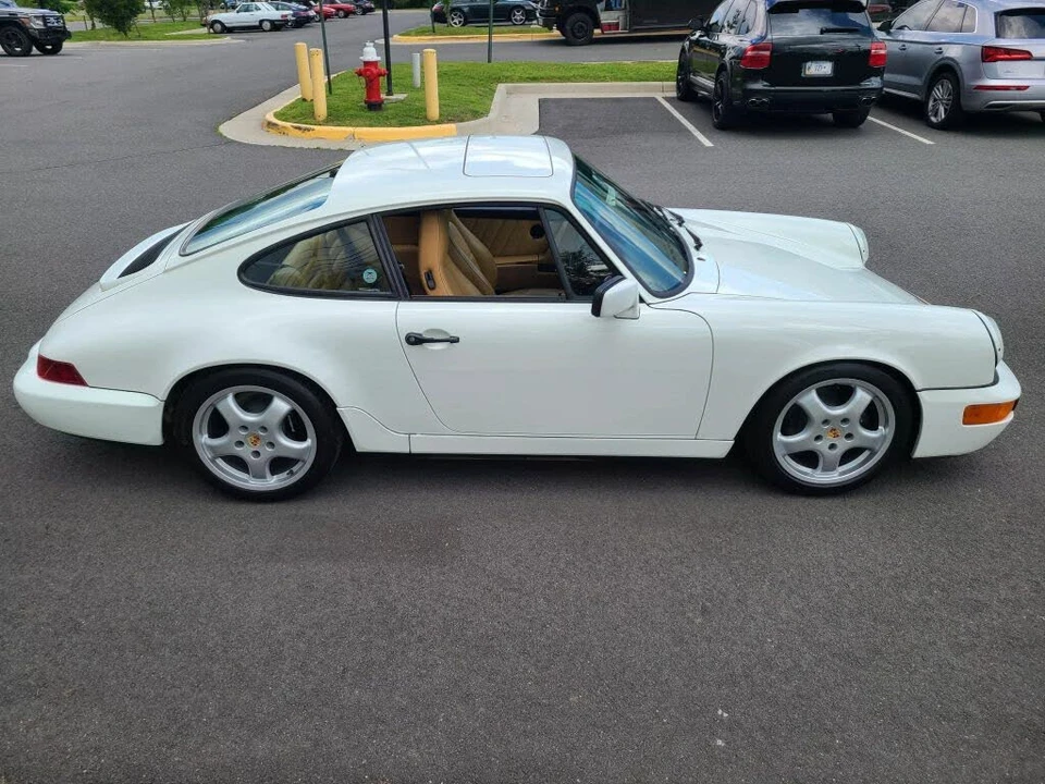 1991 Porsche 964 Carrera 4 - Image 11 of 31