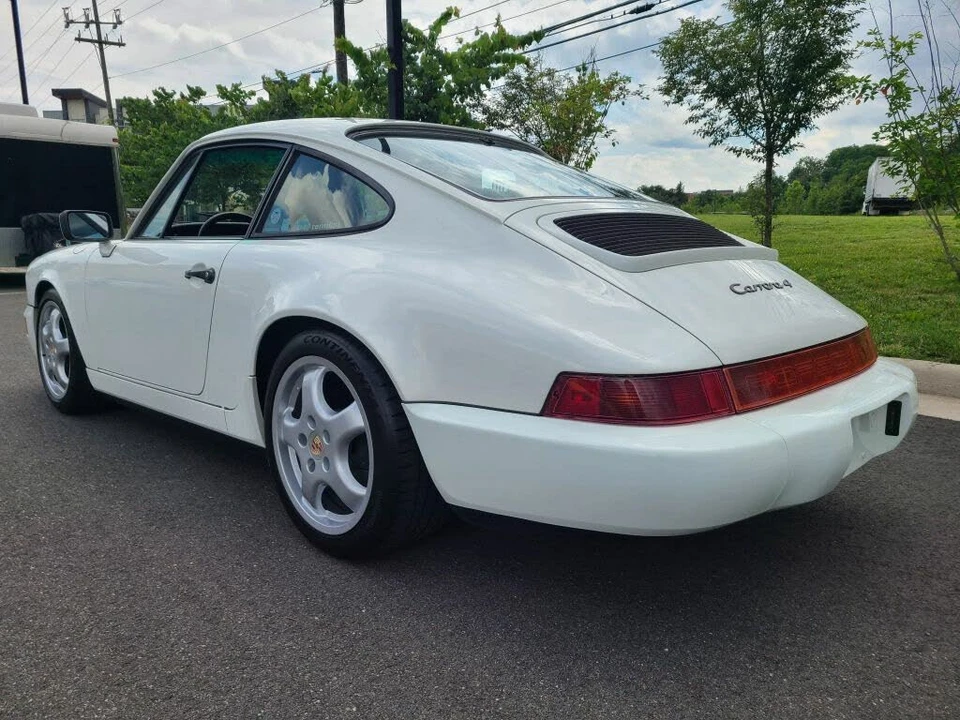 1991 Porsche 964 Carrera 4 - Image 6 of 31