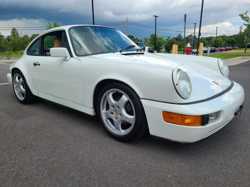 1991 Porsche 964 Carrera 4 - Image 14 of 31
