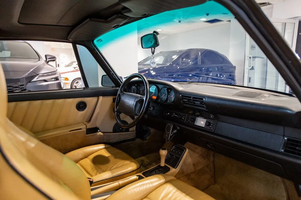 1991 Porsche 964 Carrera 4 - Image 8 of 16