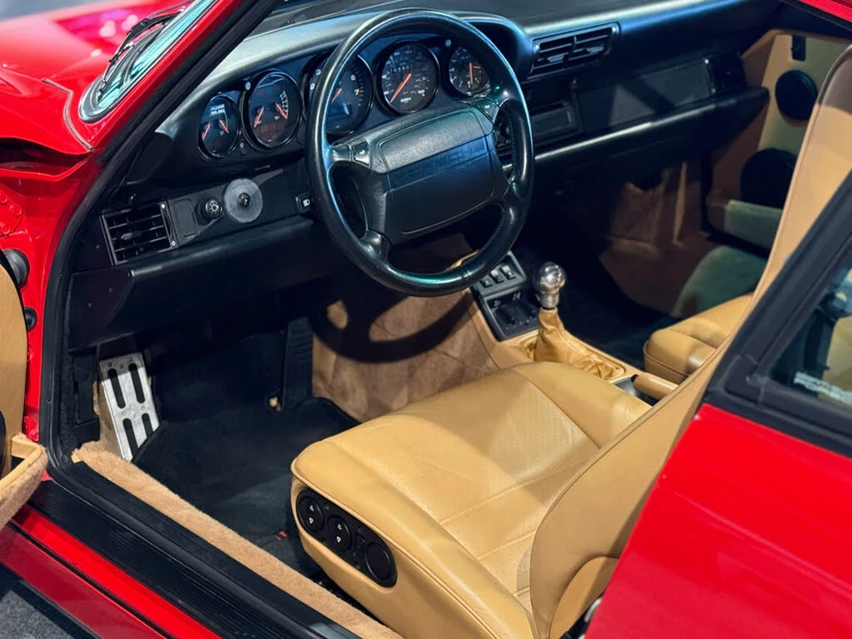 1991 Porsche 964 Carrera 4 - Image 7 of 31