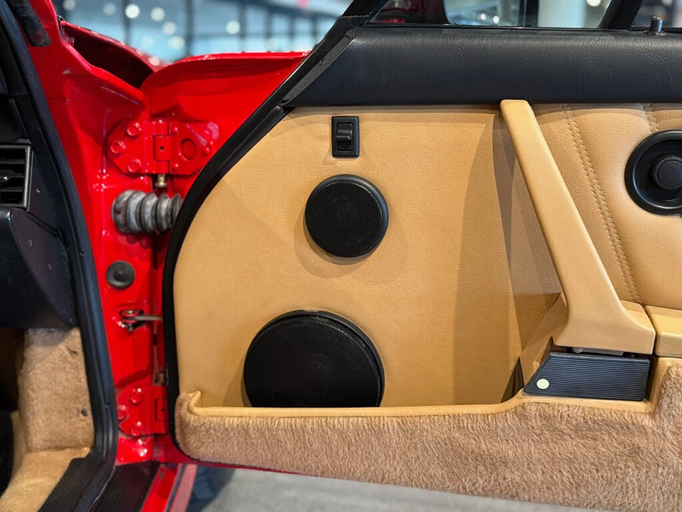 1991 Porsche 964 Carrera 4 - Image 28 of 31