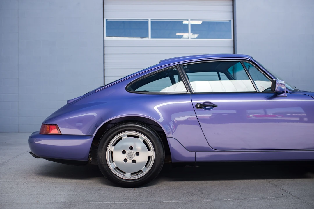 1991 Porsche 964 Carrera 4 - Image 14 of 31