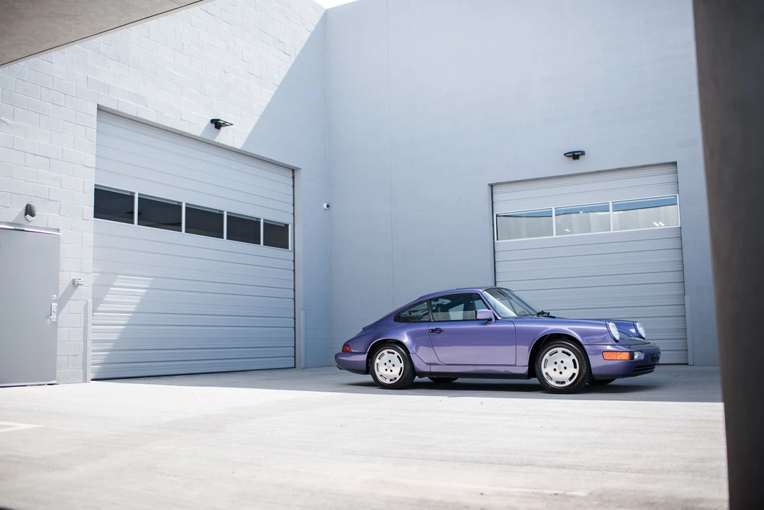 1991 Porsche 964 Carrera 4 - Image 10 of 31