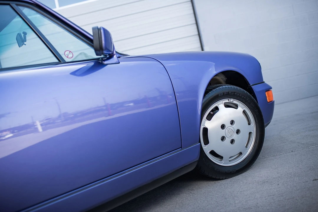 1991 Porsche 964 Carrera 4 - Image 22 of 31
