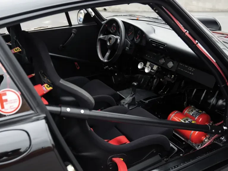 1991 Porsche 964 Carrera 4 - Image 11 of 31