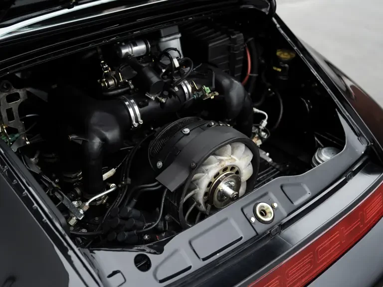 1991 Porsche 964 Carrera 4 - Image 4 of 31