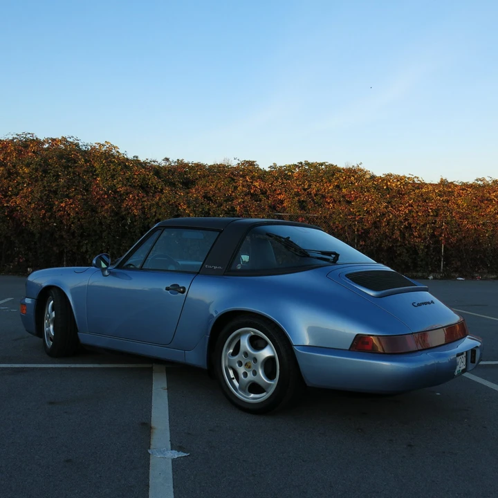 1991 Porsche 964 Carrera 4 - Image 4 of 31