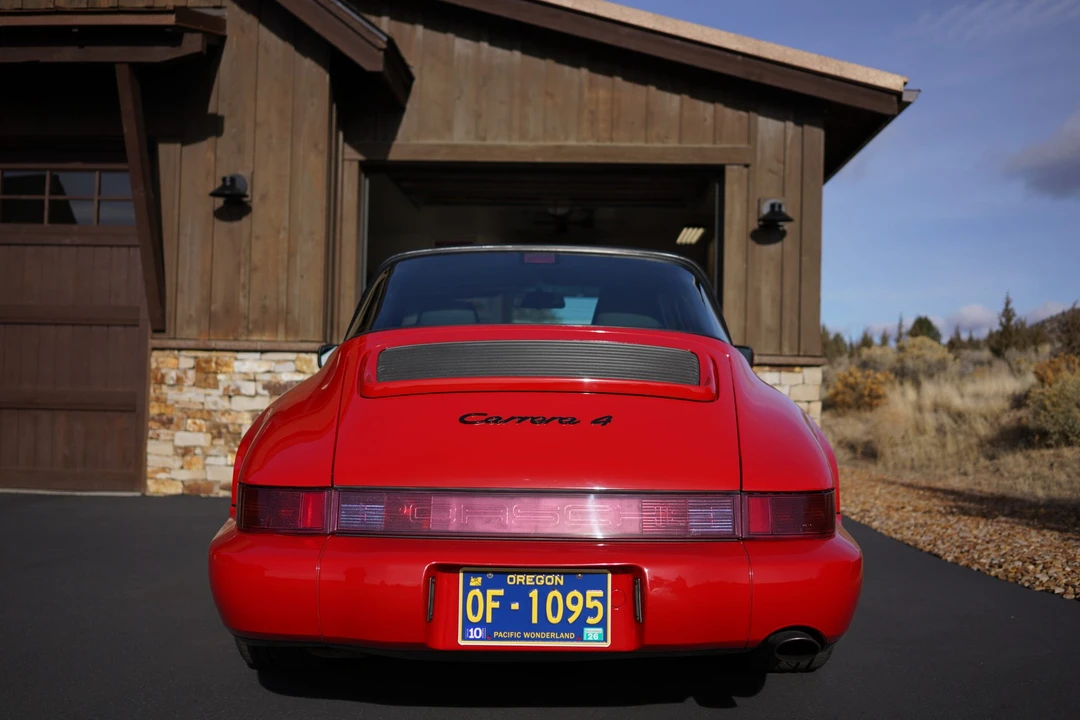 1991 Porsche 964 Carrera 4 - Image 9 of 31