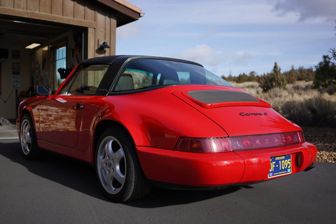 1991 Porsche 964 Carrera 4 - Image 7 of 31