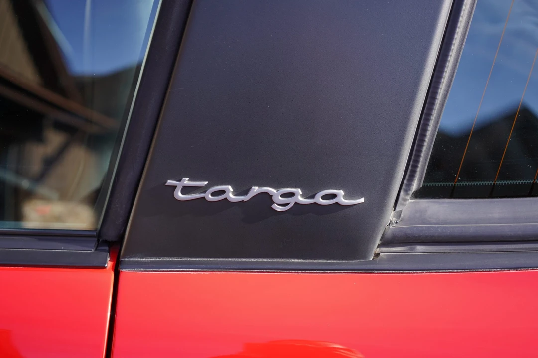 1991 Porsche 964 Carrera 4 - Image 25 of 31