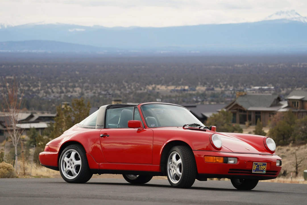 1991 Porsche 964 Carrera 4 - Image 13 of 31