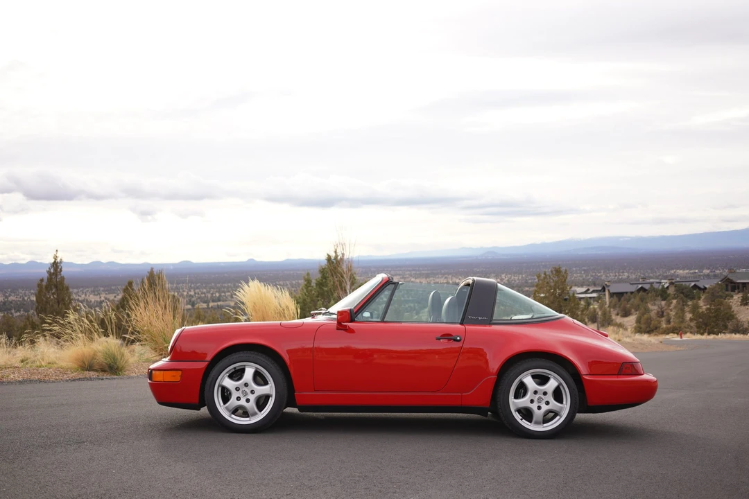 1991 Porsche 964 Carrera 4 - Image 5 of 31